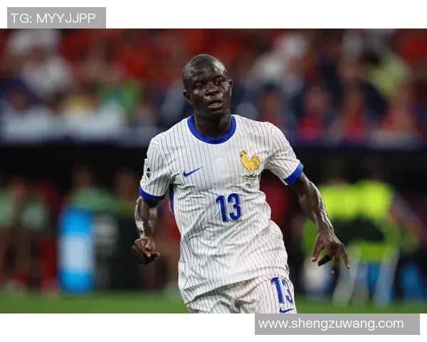 世界足球历史上的第一个球星是谁他的成就与影响力如何塑造现代足球